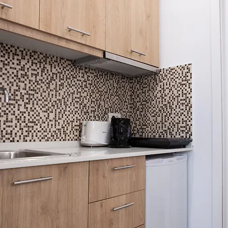 Tristhenia Апарт-отель Перисса