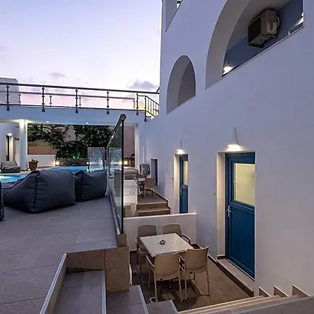 شقة فندقية Tristhenia 4*