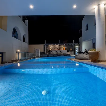 Apart Otel Tristhenia