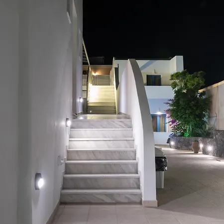 Апарт-отель Tristhenia