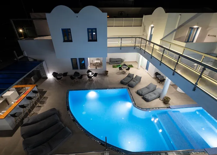 Appart hôtel Tristhenia Períssa