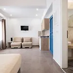 公寓式酒店 特里斯舍尼亚公寓式酒店 佩里萨