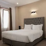 特里斯舍尼亚公寓式酒店 公寓式酒店 4*