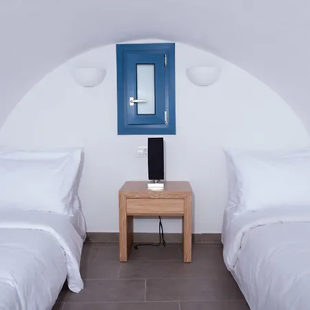 Tristhenia Перисса