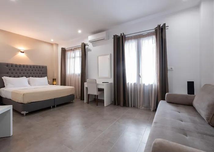 Tristhenia 4* Перисса