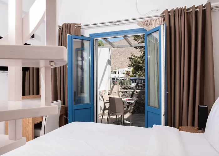 Tristhenia Aparthotel