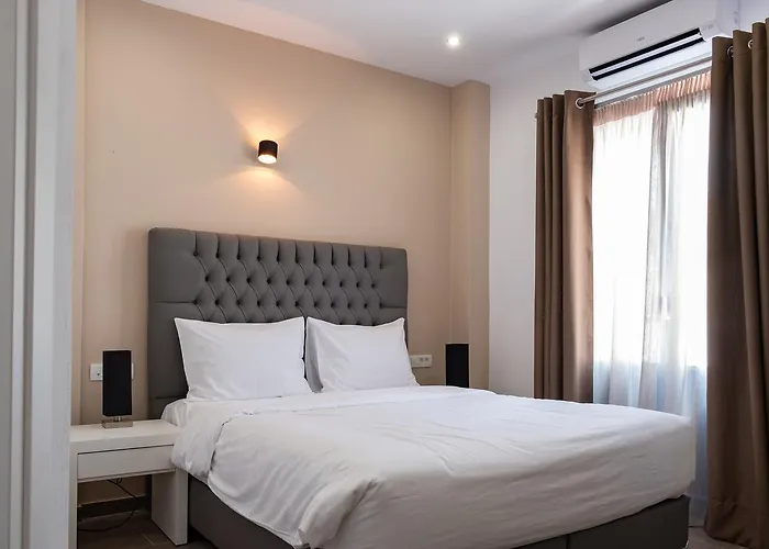 Tristhenia Aparthotel 4*