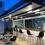 Tristhenia Hotel apartamentowy 4*