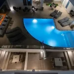 Hotel apartamentowy Tristhenia