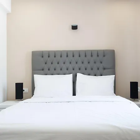 Tristhenia 4* Perissa (Santorini)