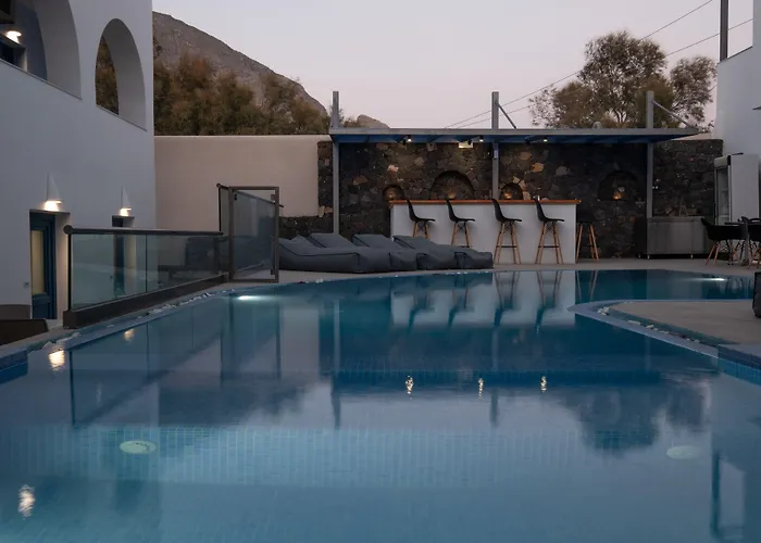 Tristhenia Apartahotel