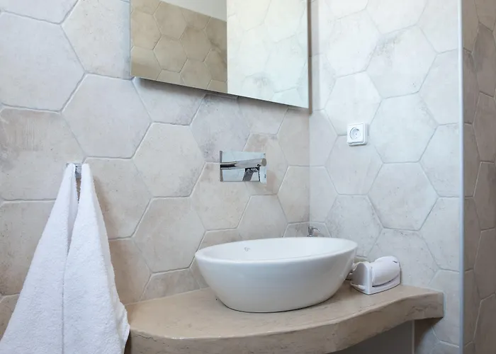 Apartahotel Tristhenia 4*