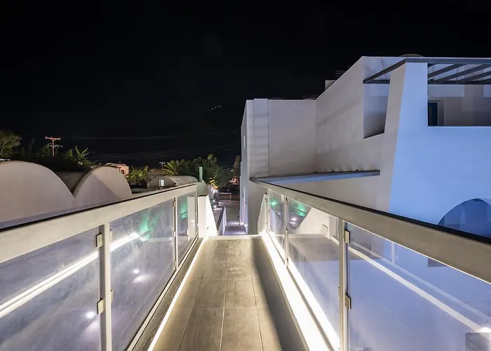 Tristhenia Apartahotel